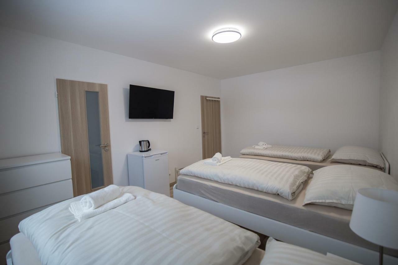 Apartment Simona Hostka  Zewnętrze zdjęcie