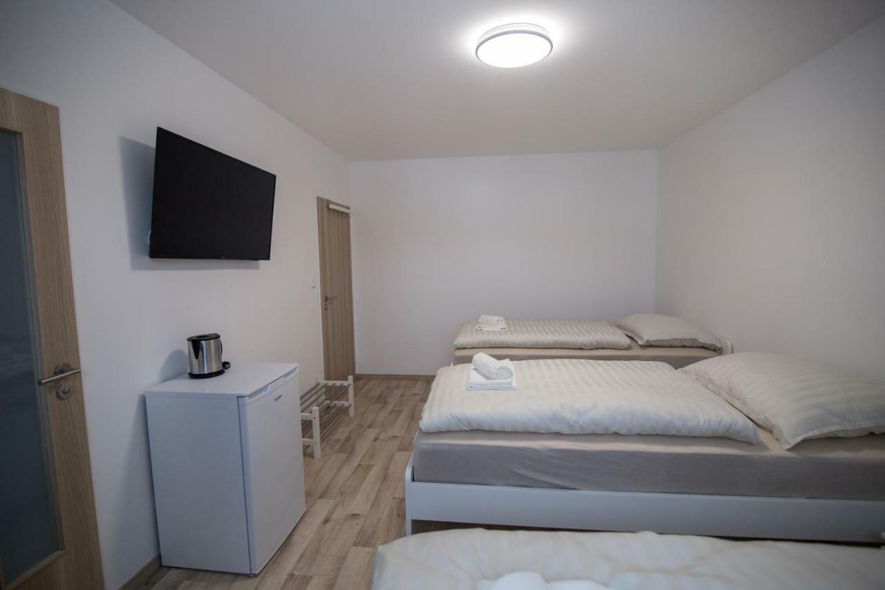 Apartment Simona Hostka  Zewnętrze zdjęcie