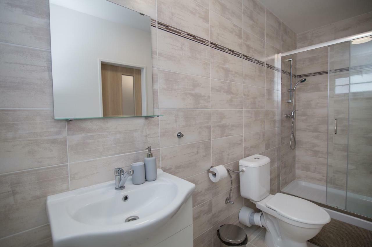 Apartment Simona Hostka  Zewnętrze zdjęcie