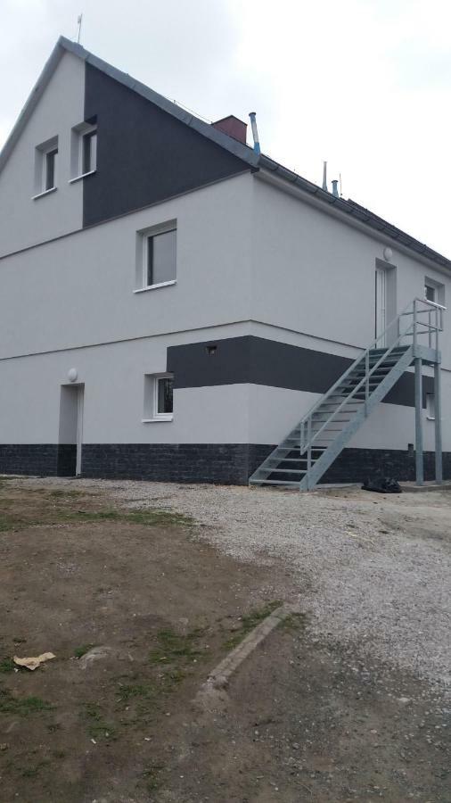 Apartment Simona Hostka  Zewnętrze zdjęcie
